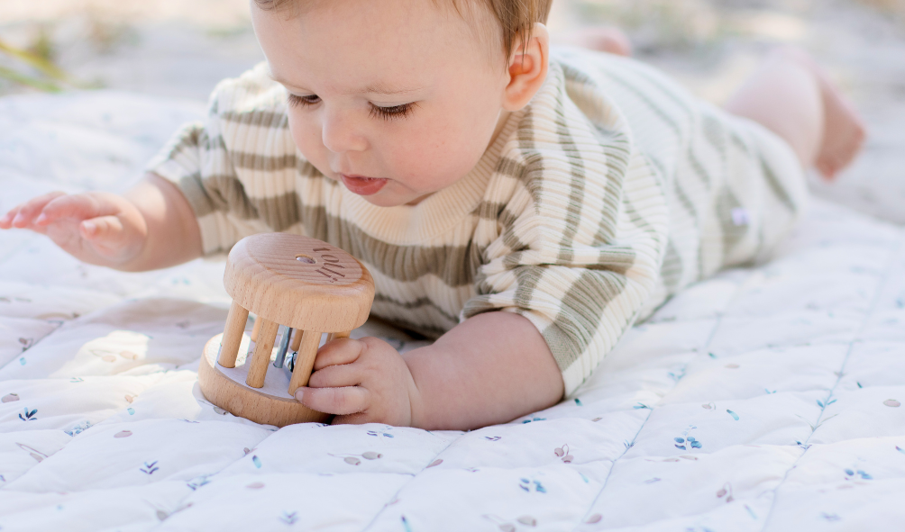 Encouraging Crawling: 3 Expert-Backed Tips to Help Your Baby Get Moving